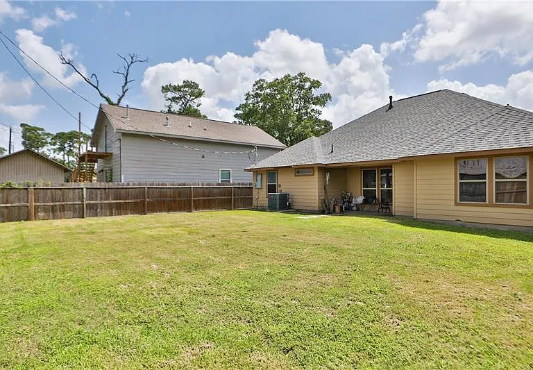6615 Goldspier St — Photo 31