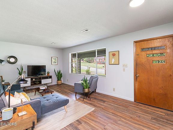 4th image of 6208 Trailhead Cir