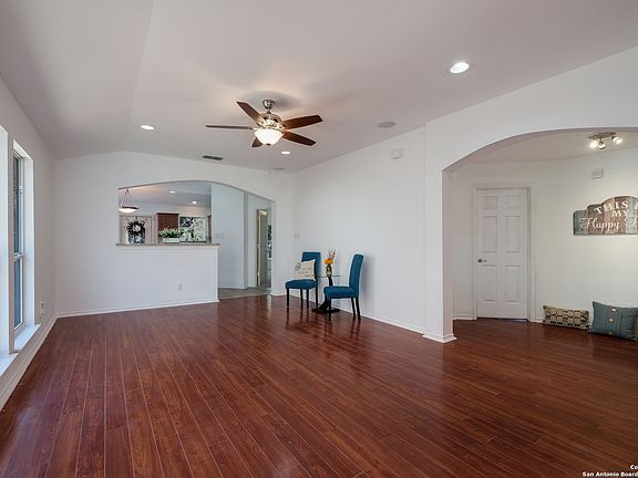 4th image of 4611 Shavano Ct