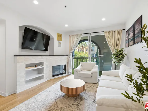 12963 Runway Rd APT 321, Playa Vista, CA 90094