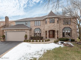 860 Turnbridge Cir, Naperville, IL 60540