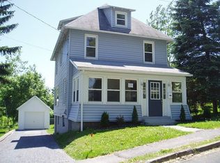 60 Dempster St, Ravena, NY 12143