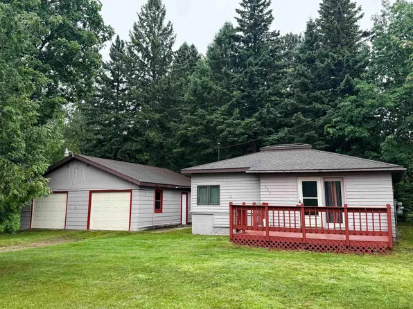 604 Willow Rd, Marquette, MI 49855
