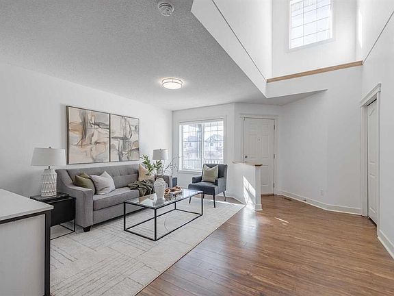 2nd image of 7936 S Springbank Blvd SW