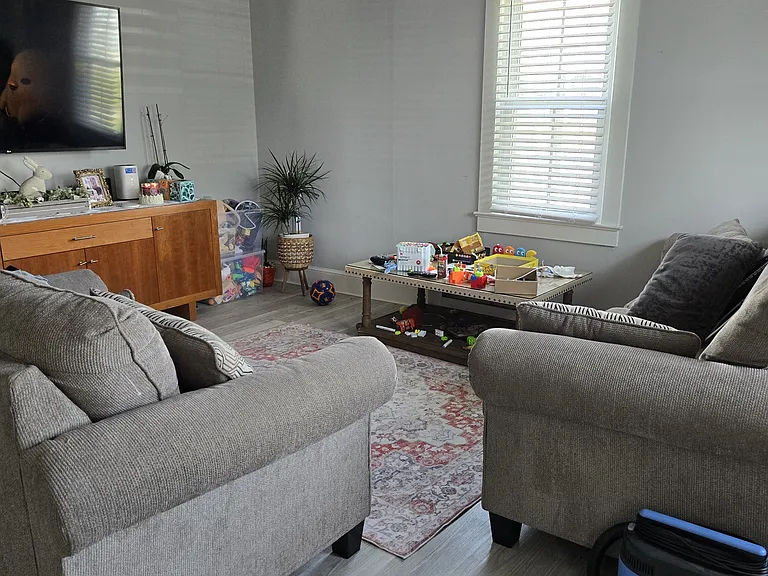 279 Triple J Ct #7 — Photo 4