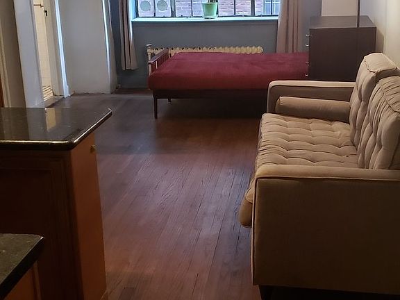 2nd image of 325 E 41st St APT 603