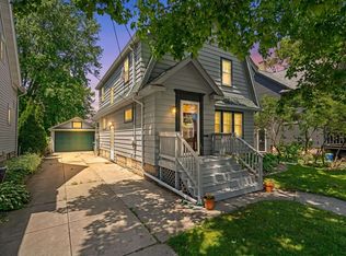 59 Bowen St, Oshkosh, WI 54901