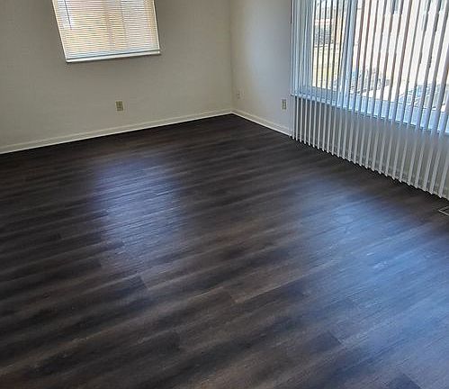 2nd image of 5226 Lemay Ferry Rd #5241-1