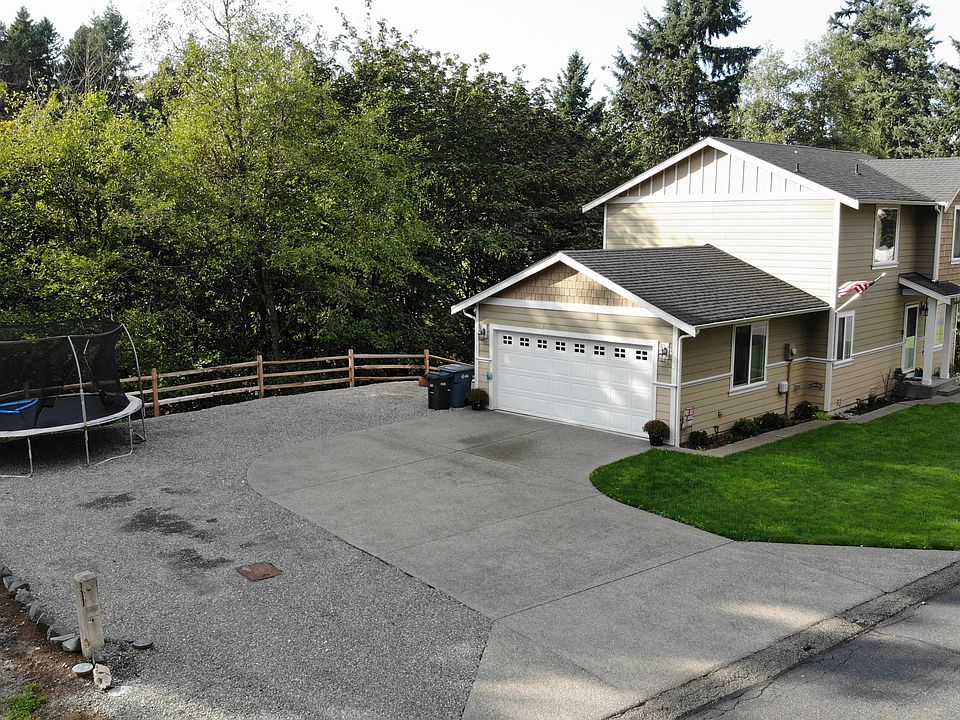 1st image of 6002 41st Ave E