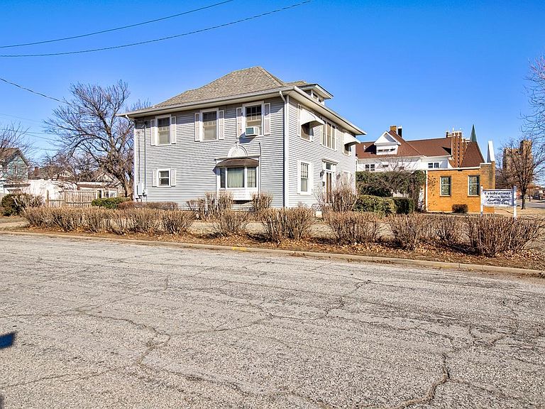 Listing photo 4