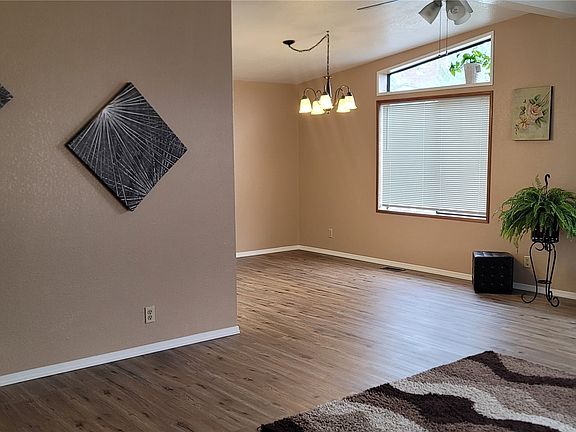 5th image of 9712 12th Avenue Ct E #20