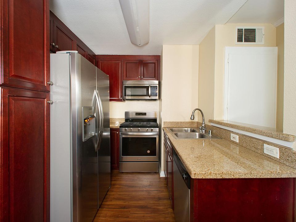 1st image of 5525 Canoga Ave APT 108
