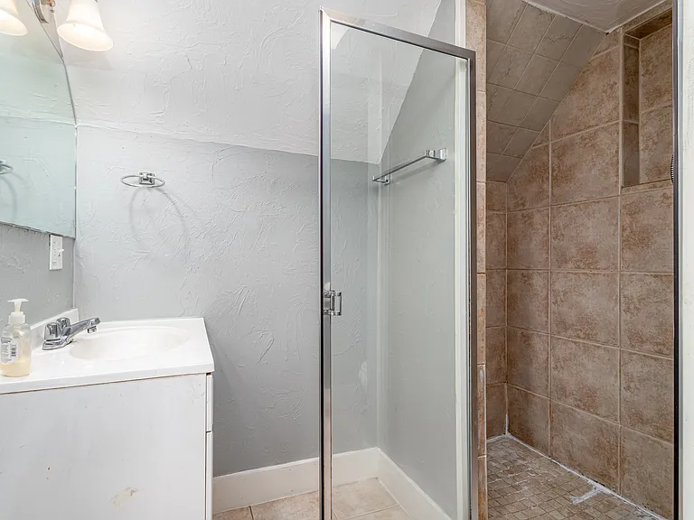 9 Mount Vernon St #3 — Photo 21