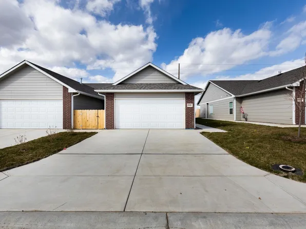 5407 Colburn Ct N, Wichita, KS 67220