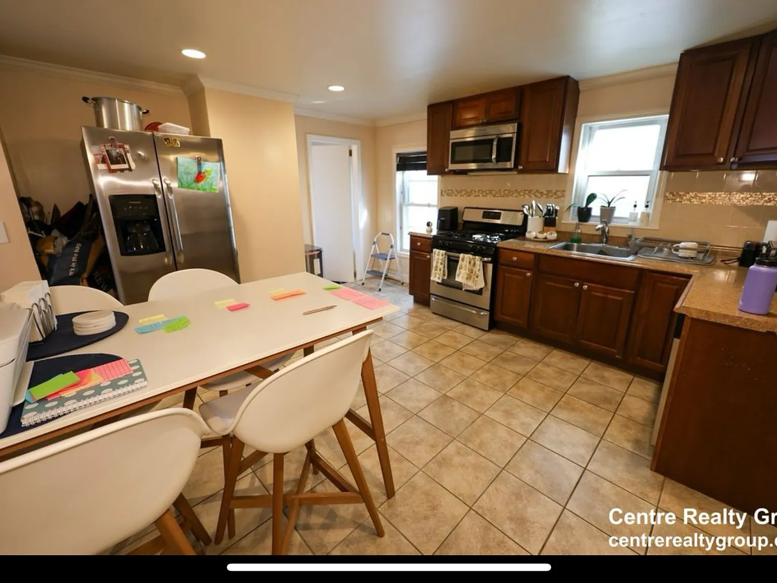 2 bed, 950 sqft, $2,650 — Photo 1