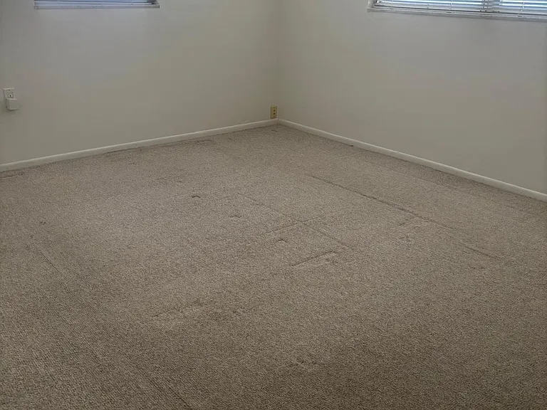 4853 Manor Dr — Photo 7