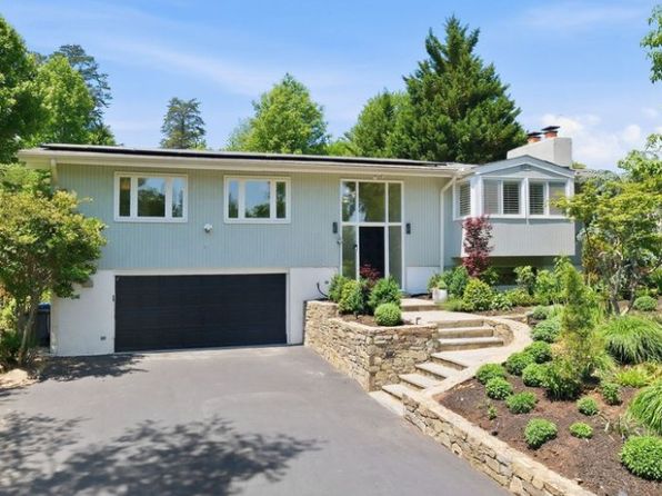 11610 Karen Dr