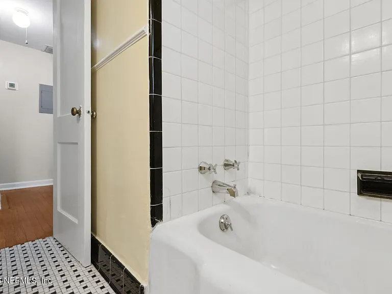 3582 Hedrick St #4 — Photo 13