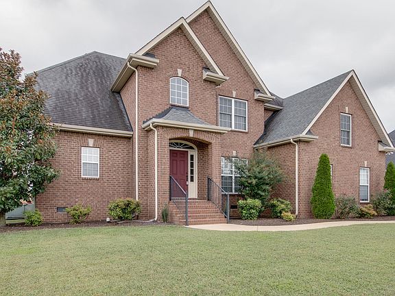 2nd image of 3351 Shady Forest Dr
