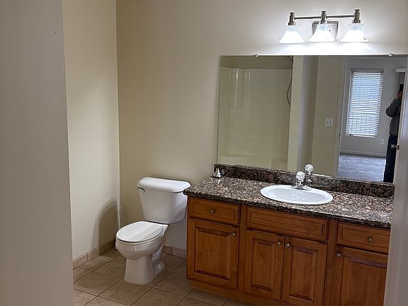 5th image of 38384 Country Club Dr