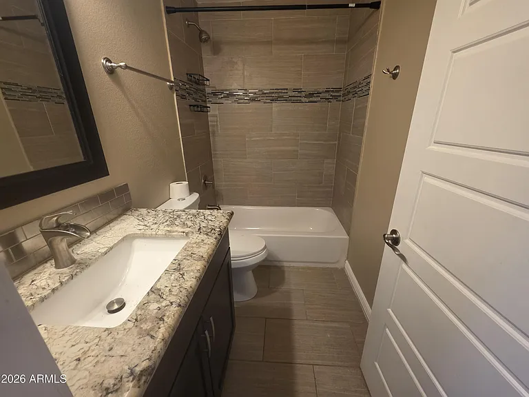 1812 E Whitton Ave — Photo 33