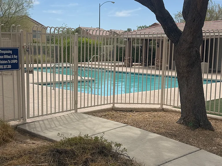 9486 Oro Bullion St — Photo 15