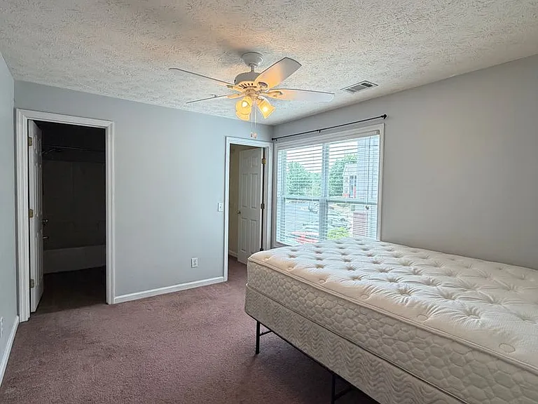 1114 S College St #1201 — Photo 11
