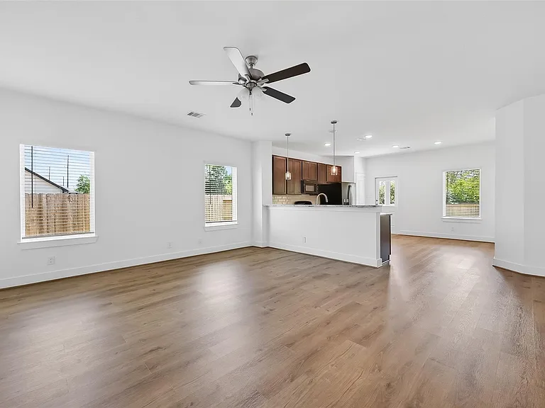 4506 Blue Moutain Laurel — Photo 15