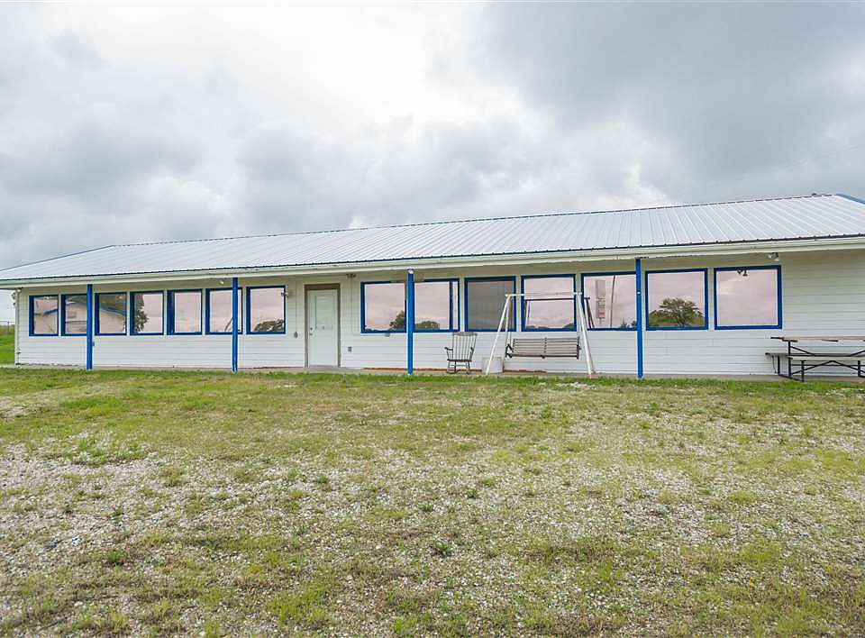 1st image of 262 NE State Road 177