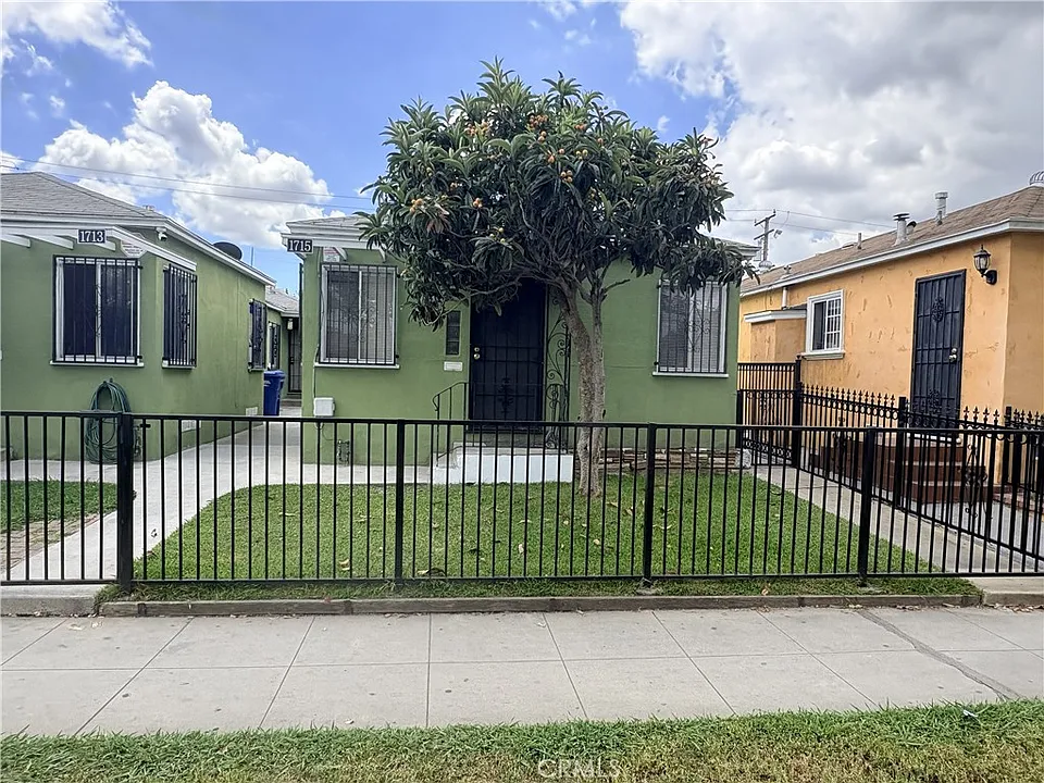 1715 W Olympic Blvd