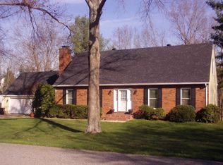 604 Sunset Dr, Ashland, KY 41101