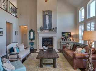 6820 S Fork Dr, North Richland Hills, TX 76182