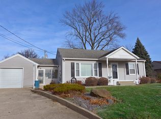 404 Hillside Ave, Ottawa, IL 61350