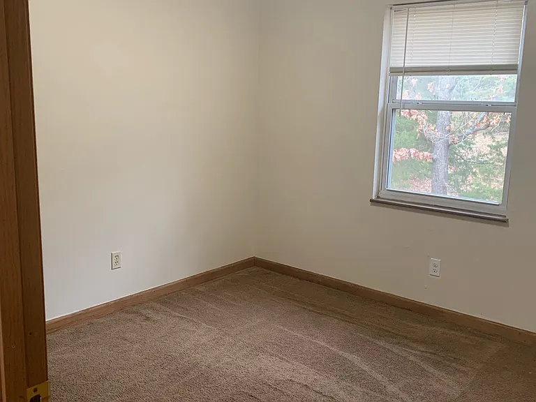 1050 Plaza Ct S #23 — Photo 6