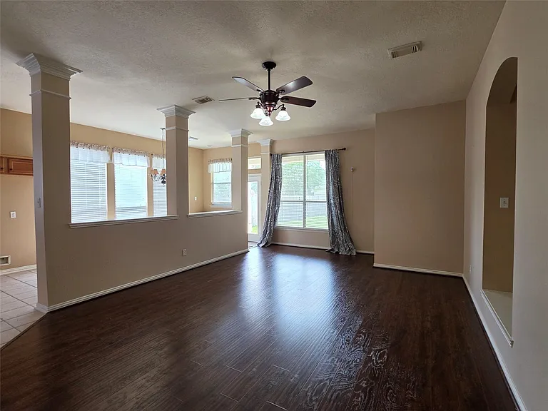 18823 Brighton Trail Ln — Photo 3