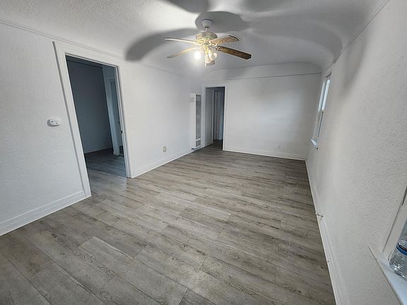 3rd image of 1149 W 97th St