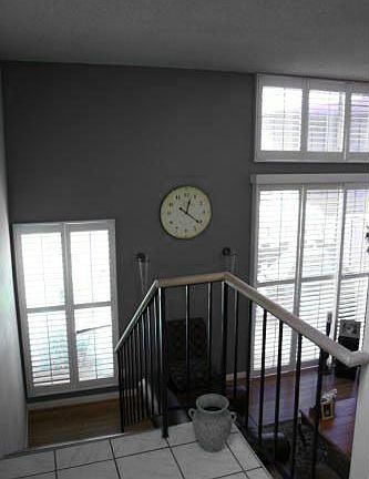 3rd image of 4342 Gentry Ave APT 11
