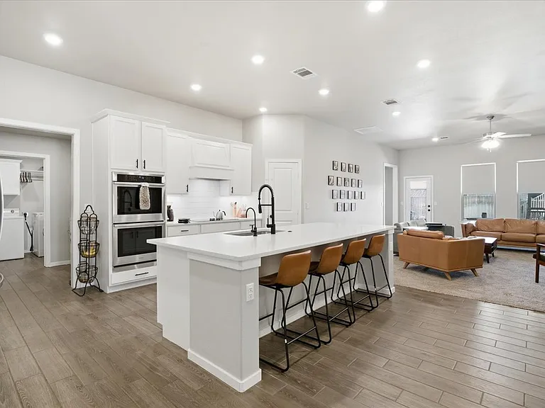 9807 Virginia Ave — Photo 13