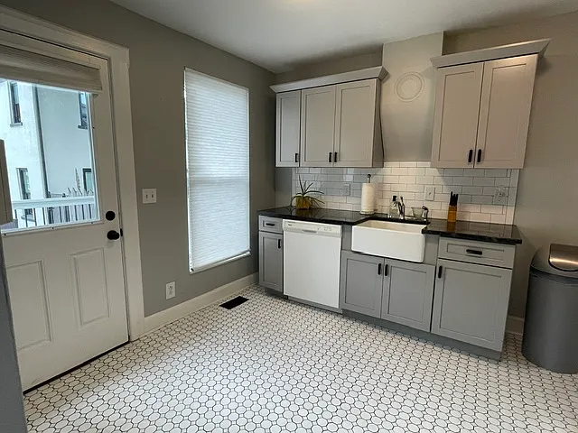 Kitchen-Back