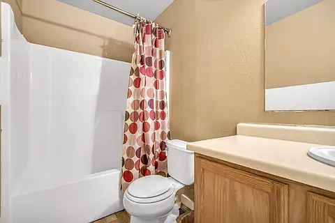 389 Sunnyside Cir — Photo 7