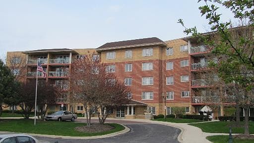 1st image of 720 Creekside Dr Unit 207