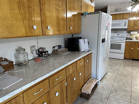 4th image of 1102 GRANDE