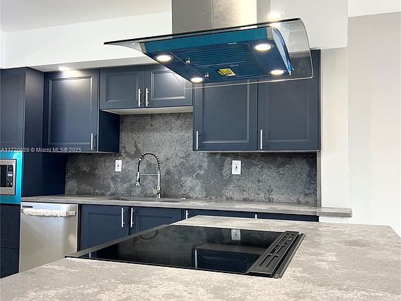 4th image of 4940 E Sabal Palm Blvd APT 303