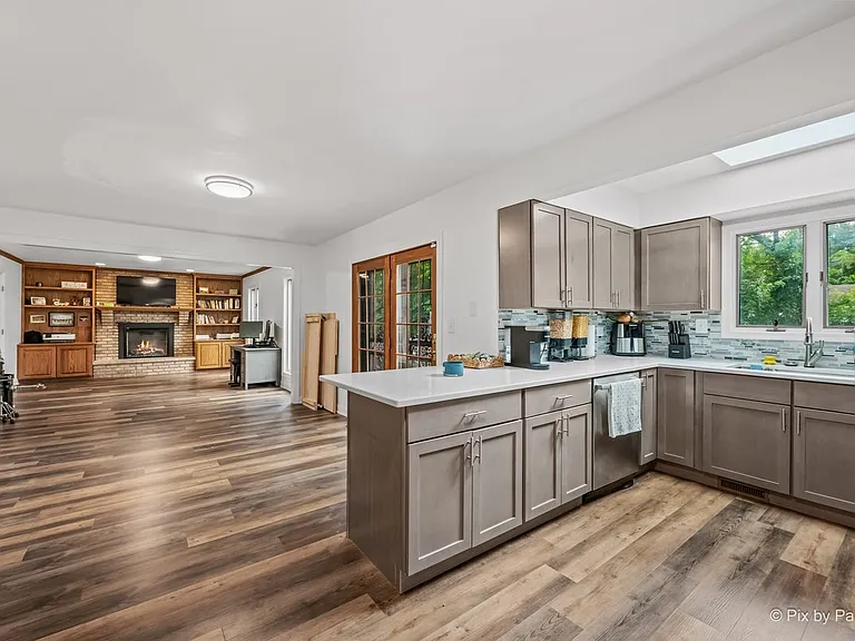 458 Cove Dr — Photo 28