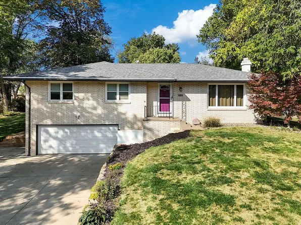 6710 NW 8th Ct, Des Moines, IA 50313