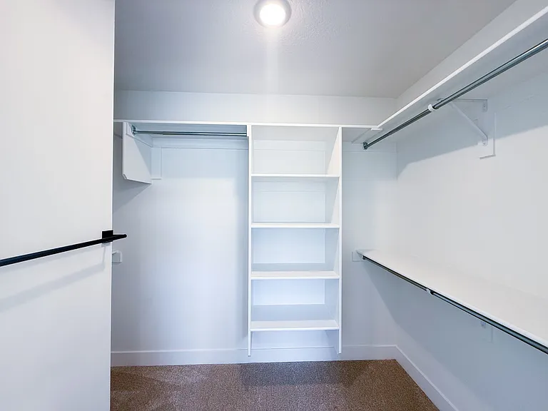1482 W Russo Dr — Photo 17