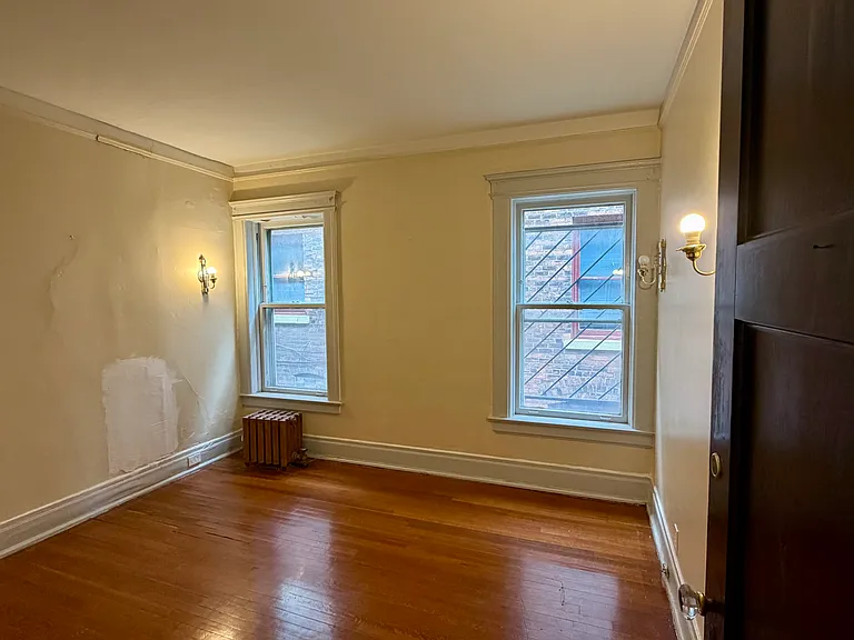 420 E Ferry St #1 — Photo 17