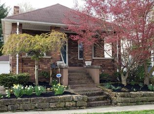 27 Gordon St, Girard, OH 44420