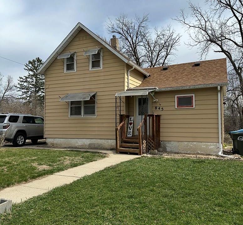 1st image of 845 N 6th St