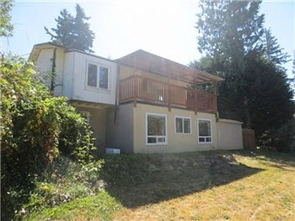 3rd image of 18506 Marine Dr